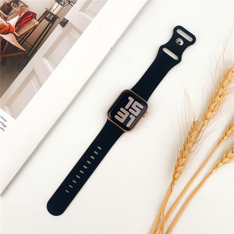 For Apple Watch Series 10 46mm / Ultra 2 Ultra 49mm / Series 9 8 7 45mm / 6 5 4 SE (2023) SE (2022) SE 44mm / 3 2 1 42mm Silicone Leopard Pattern Watch Strap - Black