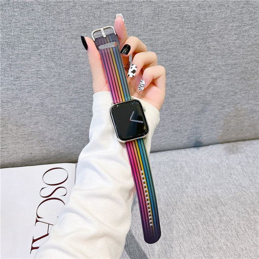 For Apple Watch Series 10 46mm / Ultra 2 Ultra 49mm /  Series 9 8 7 45mm / 6 5 4 SE (2023) SE (2022) SE 44mm / 3 2 1 42mm Watch Band Silicone Strap - Rainbow