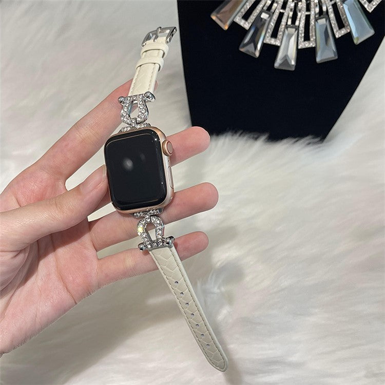 For Apple Watch 10 46mm / Ultra 2 / Ultra 49mm / 9 8 7 45mm / SE (2023) SE (2022) SE 6 5 4 44mm / 3 2 1 42mm Cowhide Leather Band - Beige / Silver Buckle