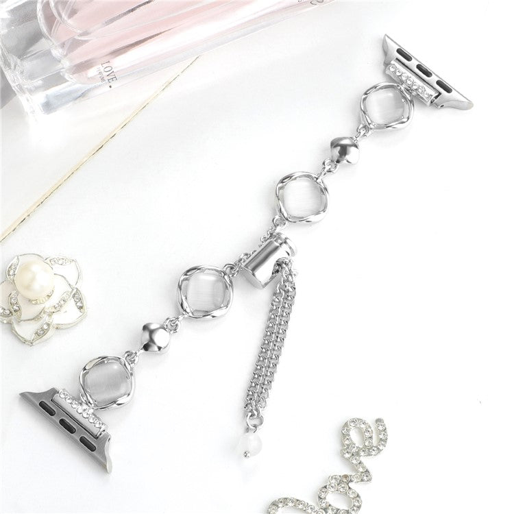 Strap for Apple Watch Series 10 42mm / 9 8 7 41mm / SE (2023) SE (2022) SE 6 5 4 40mm / 3 2 1 38mm Metal Chain Watch Strap - Silver