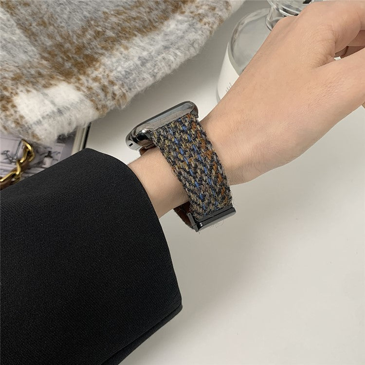 For Apple Watch Series 10 42mm / 9 8 7 41mm / SE (2023) SE (2022) SE 6 5 4 40mm / 3 2 1 38mm Magnetic Buckle Woolen Strap - Blue+Black