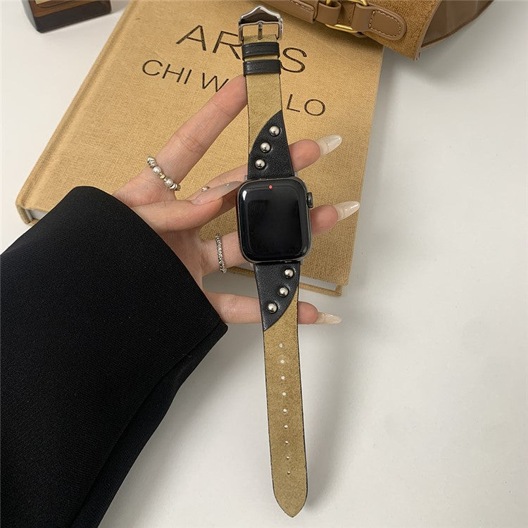 For Apple Watch Series 10 42mm / 9 8 7 41mm / SE (2023) SE (2022) SE 6 5 4 40mm / 3 2 1 38mm Plush Splicing Watch Straps - Light Brown