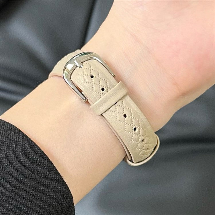 For Apple Watch 10 46mm / Ultra 2 / Ultra 49mm / 9 8 7 45mm / SE (2023) SE (2022) SE 6 5 4 44mm / 3 2 1 42mm Cowhide Leather Bracelet Strap - Apricot