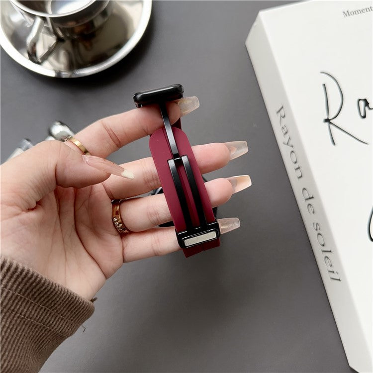 For Samsung Gear Sport / Garmin Garminactive 5 Watch Band 20mm Waterproof Soft Silicone Strap - Starlight