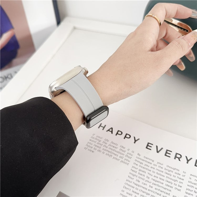 For Apple Watch Series 10 42mm / 9 8 7 41mm / SE (2023) SE (2022) SE 6 5 4 40mm / 3 2 1 38mm Silicone Watch Strap with Square Buckle - Starlight