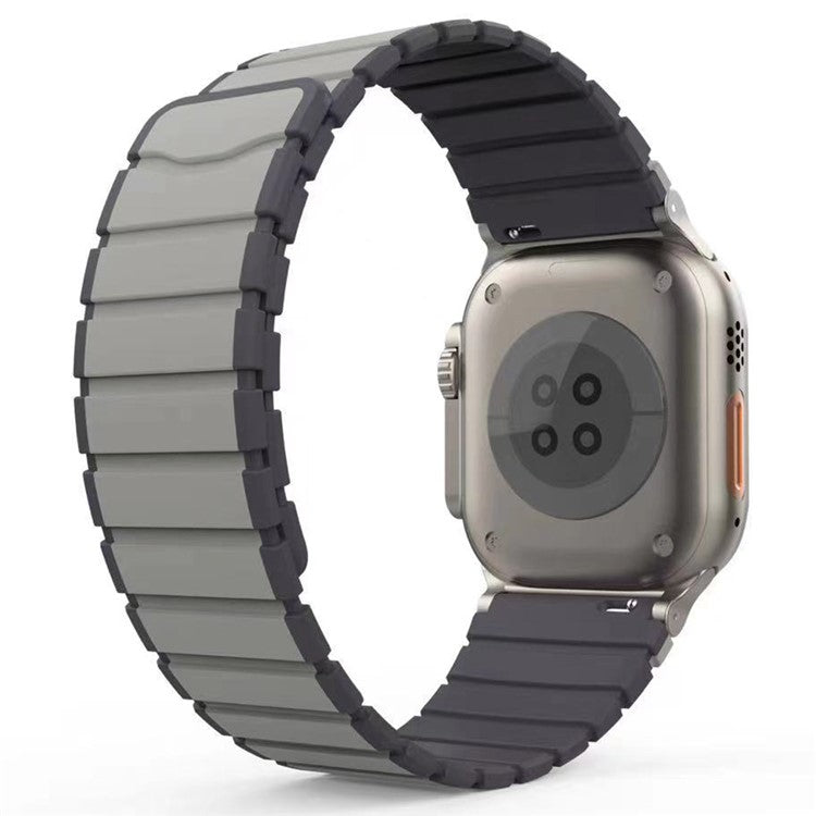 Silicone Band for Apple Watch 10 46mm / Ultra 2 / Ultra 49mm / 9 8 7 45mm / SE (2023) SE (2022) SE 6 5 4 44mm / 3 2 1 42mm Magnetic Strap - Grey