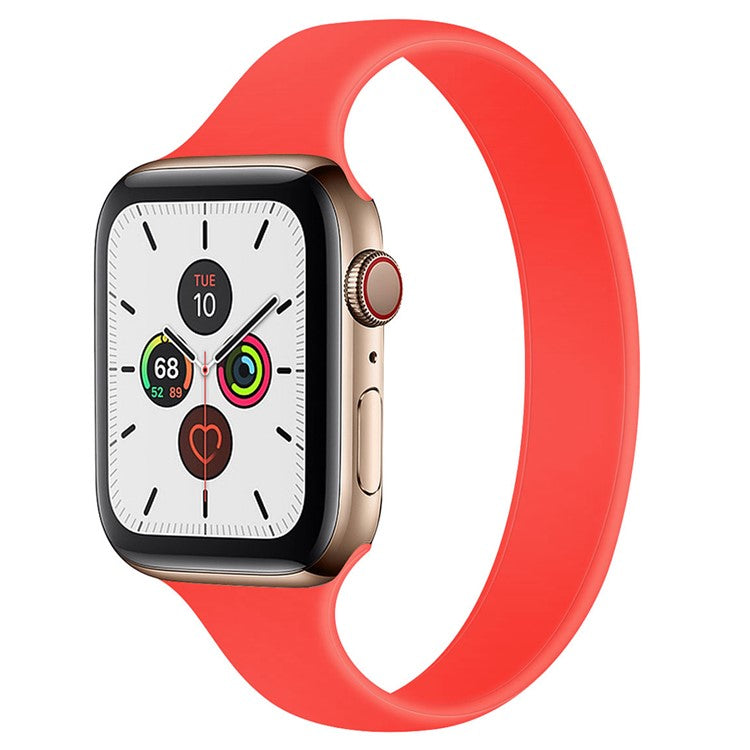 Size S for Apple Watch 10 46mm / Ultra 2 / Ultra 49mm / 9 8 7 45mm / SE (2023) SE (2022) SE 6 5 4 44mm / 3 2 1 42mm Silicone Watch Band Bracelet - Red