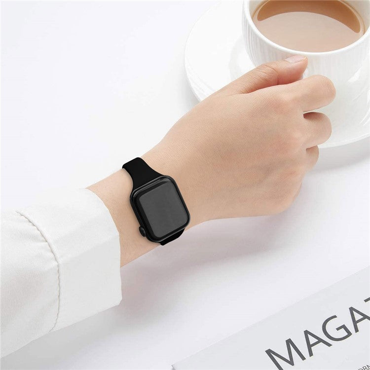 Size L for Apple Watch 10 46mm / Ultra 2 / Ultra 49mm / 9 8 7 45mm / SE (2023) SE (2022) SE 6 5 4 44mm / 3 2 1 42mm Silicone Watch Band - Black