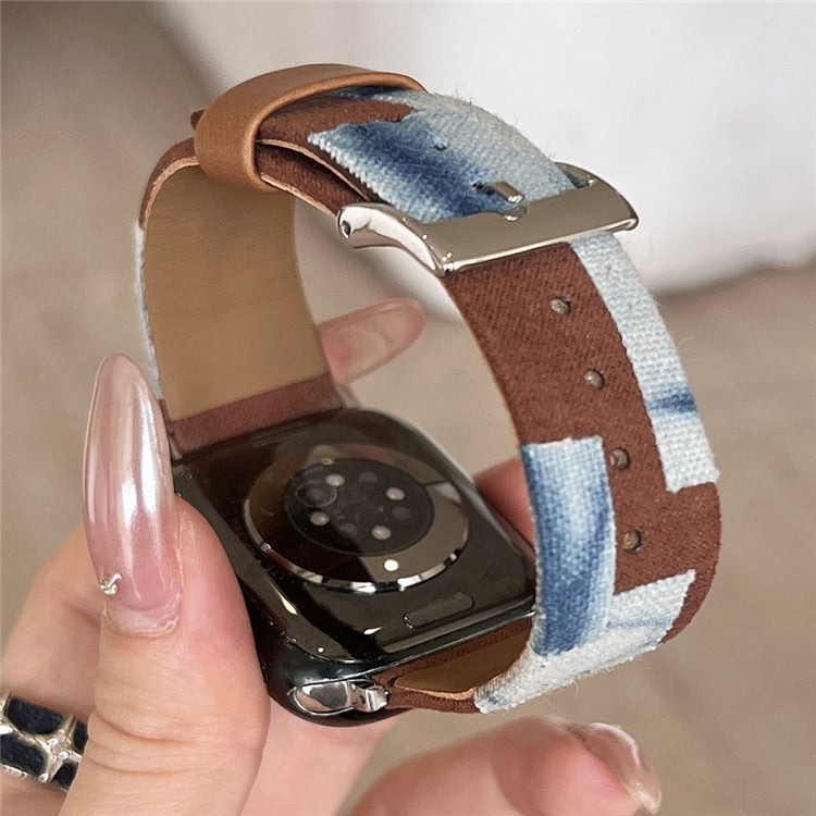 For Apple Watch 10 46mm / Ultra 2 / Ultra 49mm / 9 8 7 45mm / SE (2023) SE (2022) SE 6 5 4 44mm / 3 2 1 42mm Denim+PU Leather Wrist Band - Blue Dyeing+Brown
