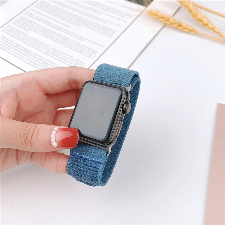 For Apple Watch Series 10 42mm / 9 8 7 41mm / SE (2023) SE (2022) SE 6 5 4 40mm / 3 2 1 38mm Wrist Strap Nylon Watch Band - Blue