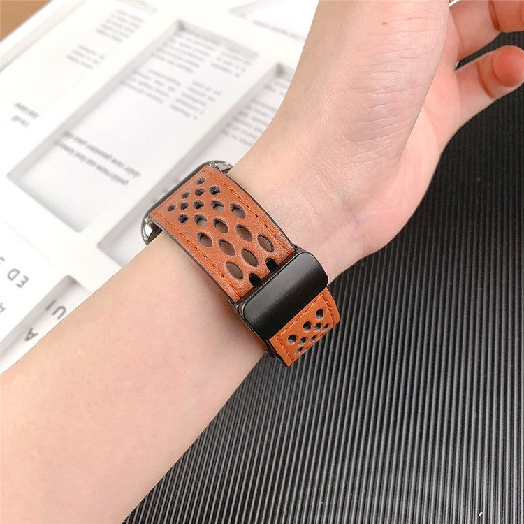 Watch Band For Apple Watch Series 10 42mm / 9 8 7 41mm / SE (2023) SE (2022) SE 6 5 4 40mm / 3 2 1 38mm Hollow-Out Leather Strap - Brown