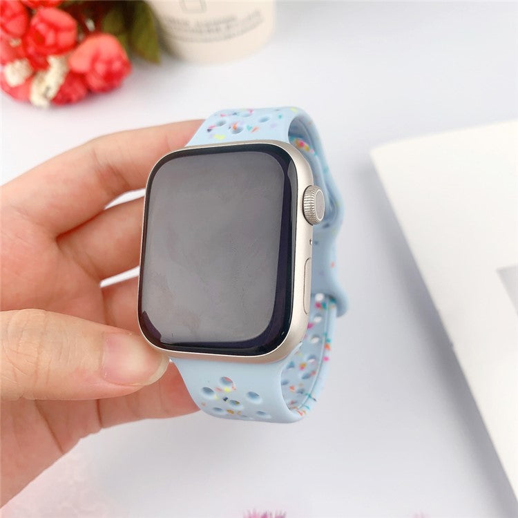 For Apple Watch 10 46mm / Ultra 2 / Ultra 49mm / 9 8 7 45mm / SE (2023) SE (2022) SE 6 5 4 44mm / 3 2 1 42mm Confetti Decor Silicone Strap - Baby Blue