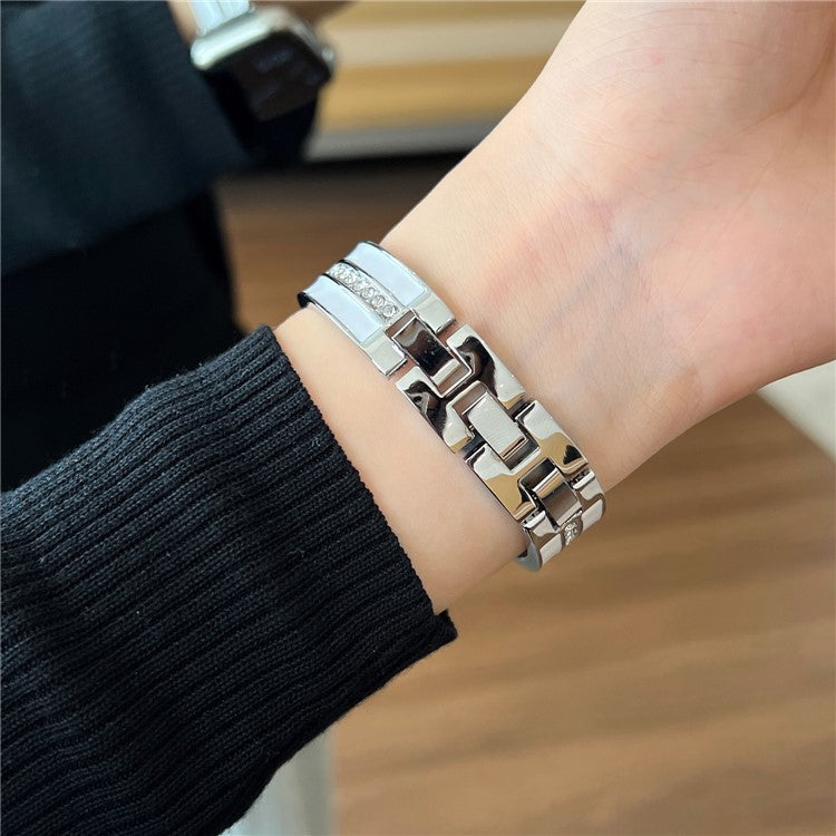 For Apple Watch Series 10 42mm / 9 8 7 41mm / SE (2023) SE (2022) SE 6 5 4 40mm / 3 2 1 38mm Epoxy Watch Band Metal Bangle Strap - Silver+White