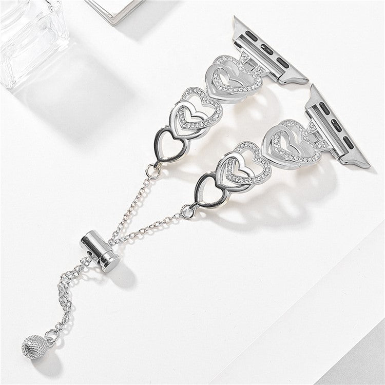 For Apple Watch Series 10 42mm / 9 8 7 41mm / SE (2023) SE (2022) SE 6 5 4 40mm / 3 2 1 38mm Watch Band Zinc Alloy Heart Bracelet - Silver