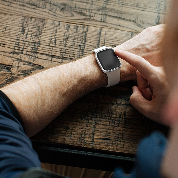 For Apple Watch 9 / 8 / 7 45mm Stylish Electroplated PC Smart Watch Case Protective Cover with Tempered Glass Screen Protector - Gold