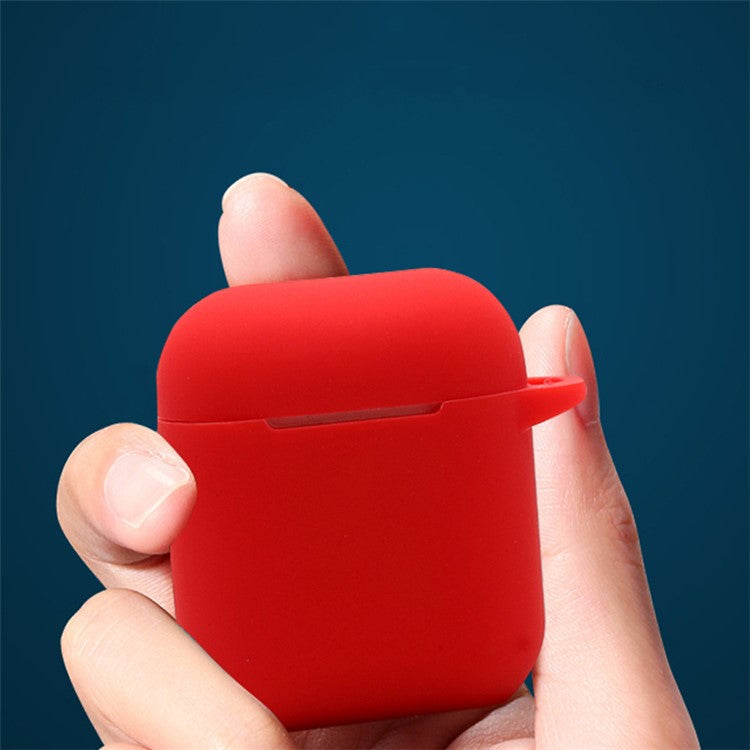 For Apple AirPods with Charging Case (2016)  /  (2019)  /  AirPods with Wireless Charging Case (2019) 2.5mm Thicken Silicone Case Protective Cover with 8-shaped Buckle - White