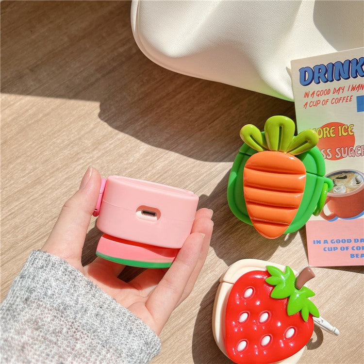 Creative Fruit Earphone Case for Apple AirPods with Charging Case (2016) / (2019) / AirPods with Wireless Charging Case (2019) Silicone Cover with Buckle - Strawberry