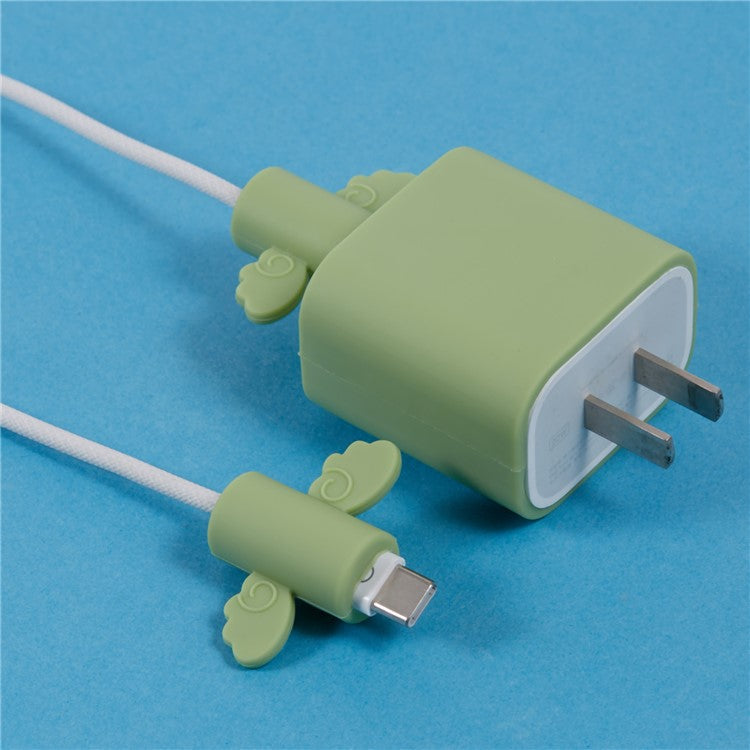 Solid Color Wings Protective Sleeve for Apple iPhone 18 / 20W Charger Cover + 2Pcs Data Cable Saver Silicone Case - Light Green