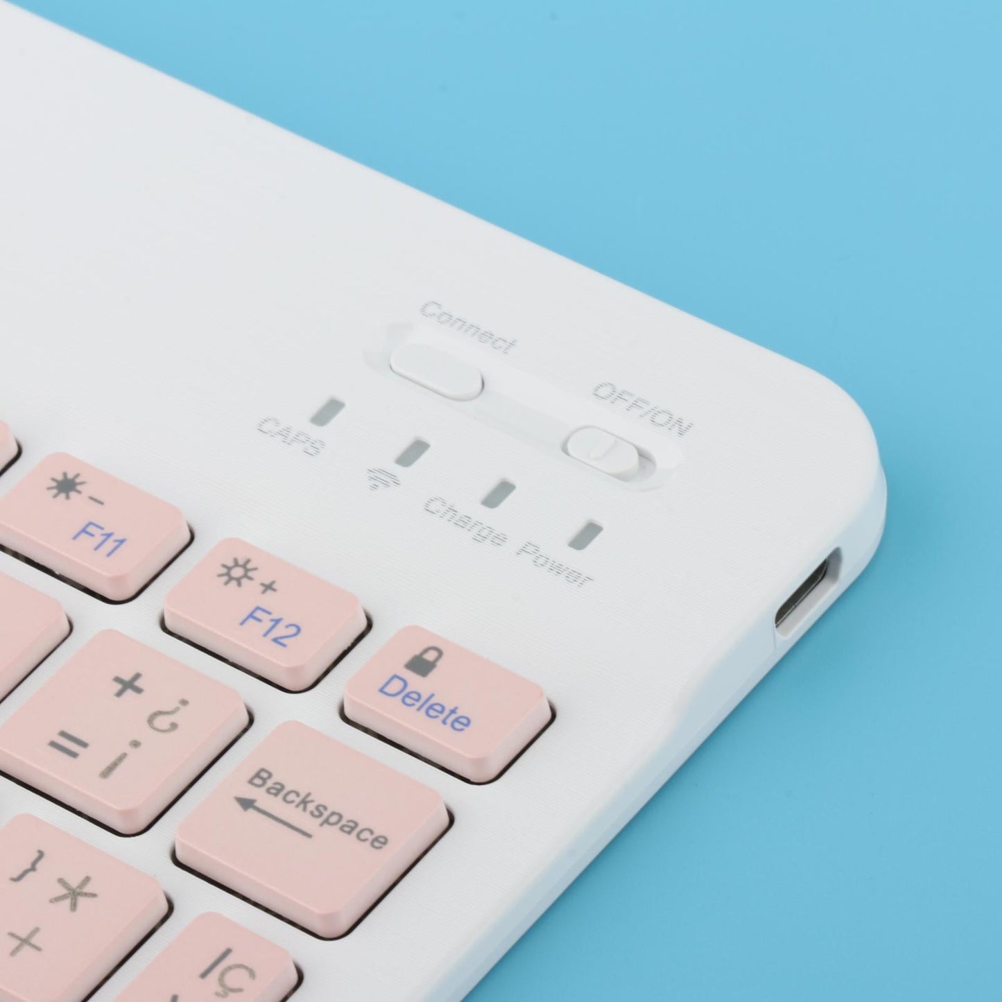 Portable Rechargeable Bluetooth Keyboard 78Keys Spanish for Desktop Pink