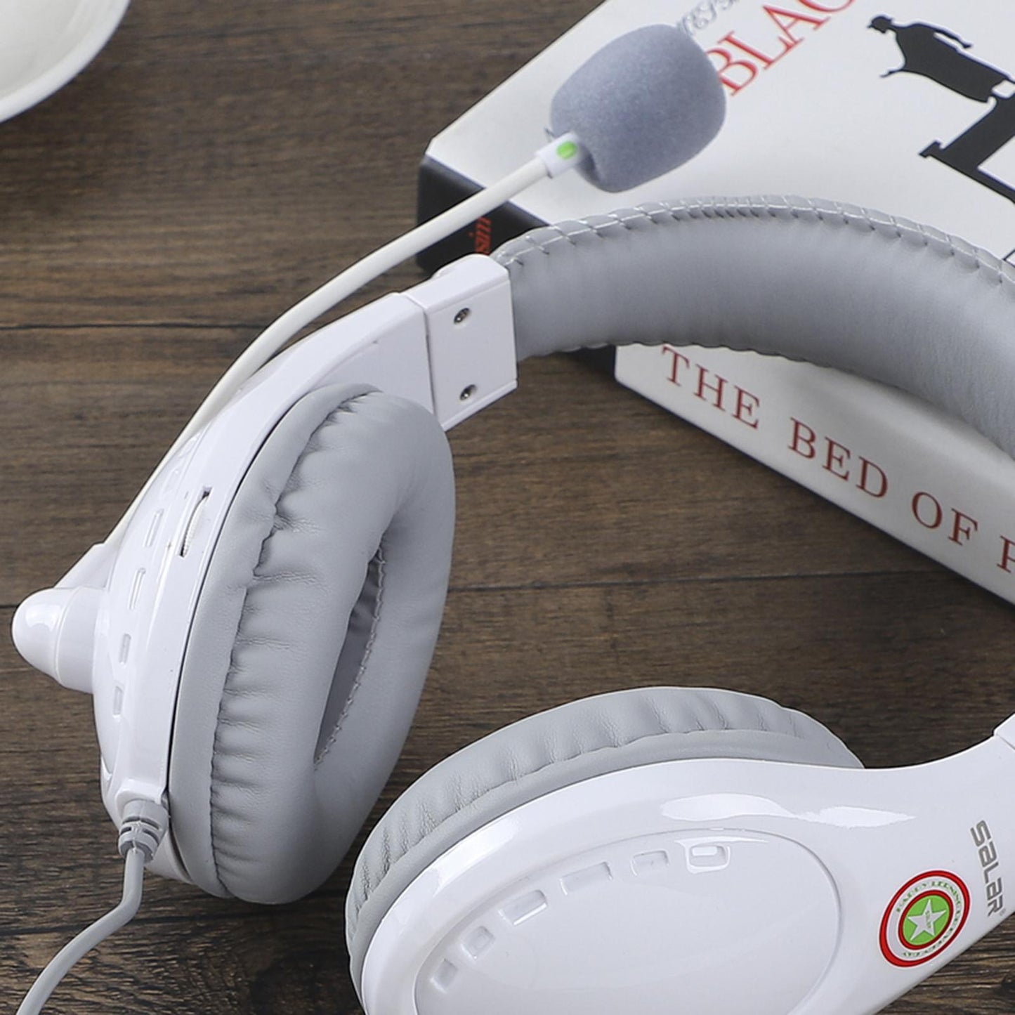 Student Headphones with Micophone Adjustable Comfortable Headset for School A566E White