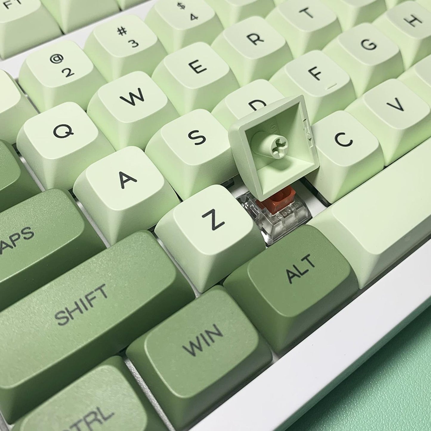 PBT 124 Keys Keycaps Cover for 61 64 72 Mechanical Keyboard Durable English