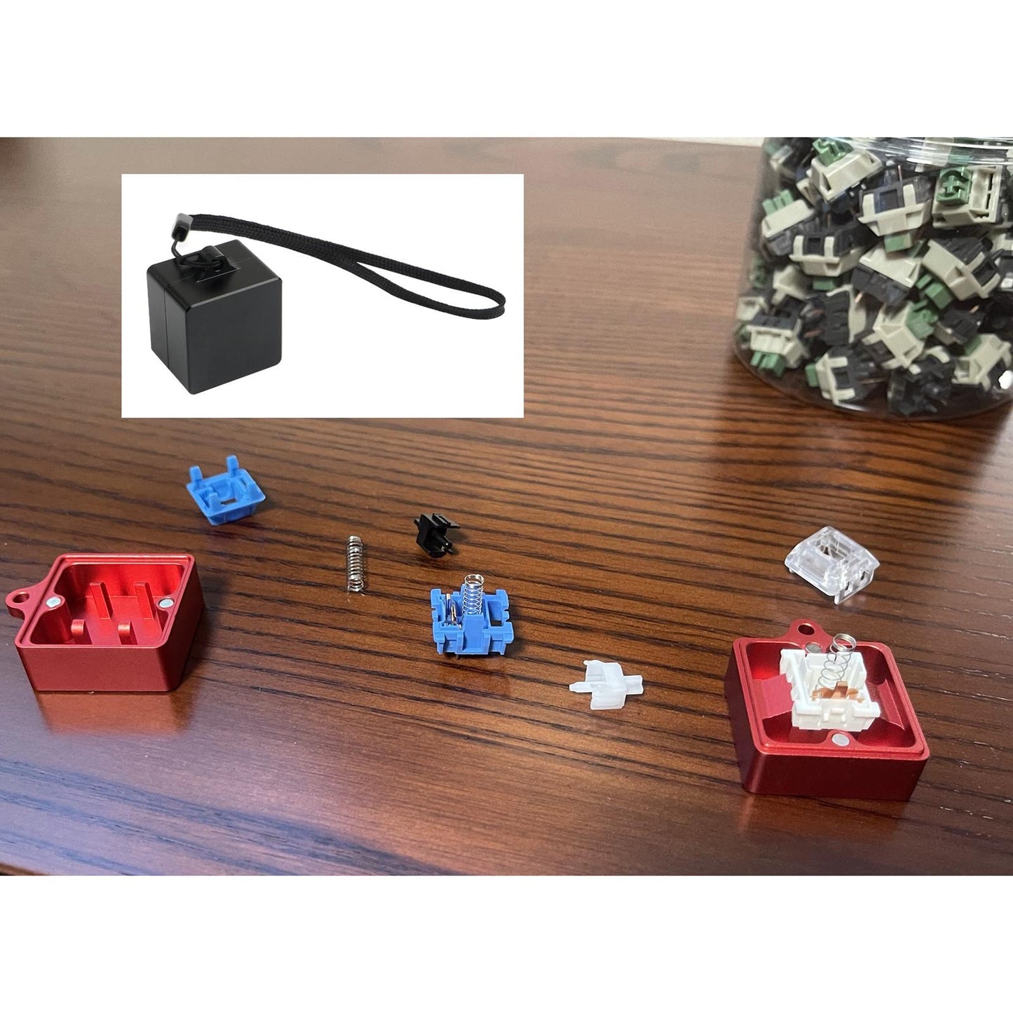 2-in-1 Shaft Opener Aluminium Alloy Keycaps for MX Switches Shaft red