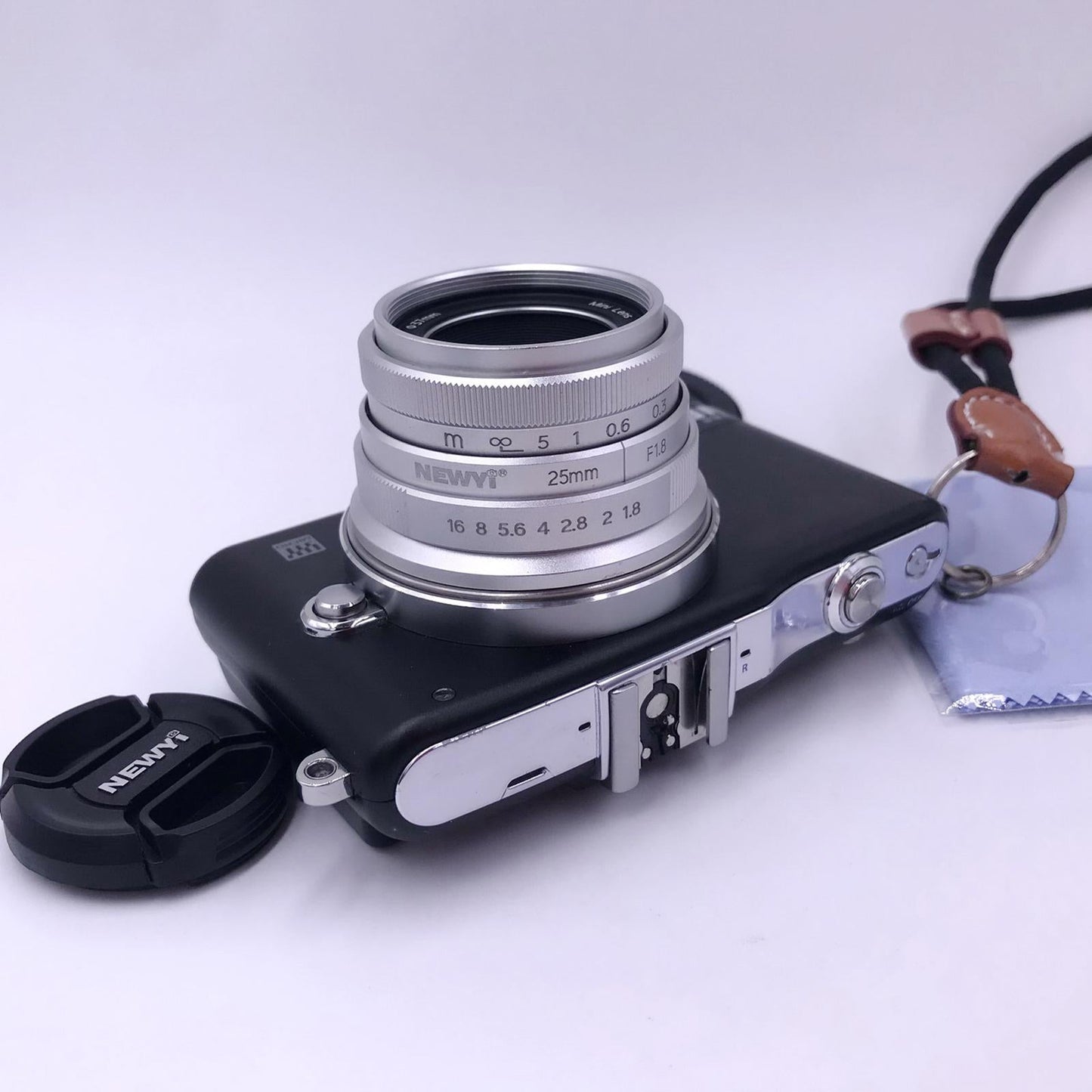 Prime Fixed Lens F/1.8 with Front Lens Cover for Micro Cameras M4 3