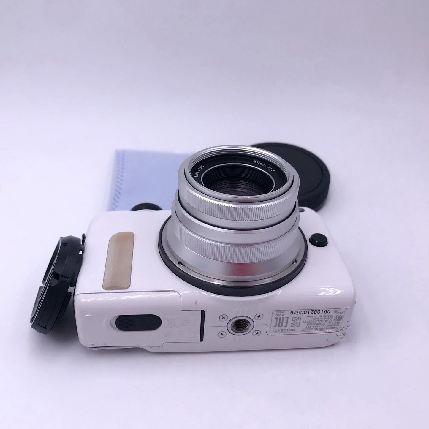 Prime Fixed Lens F/1.8 with Front Lens Cover for Micro Cameras EOS M