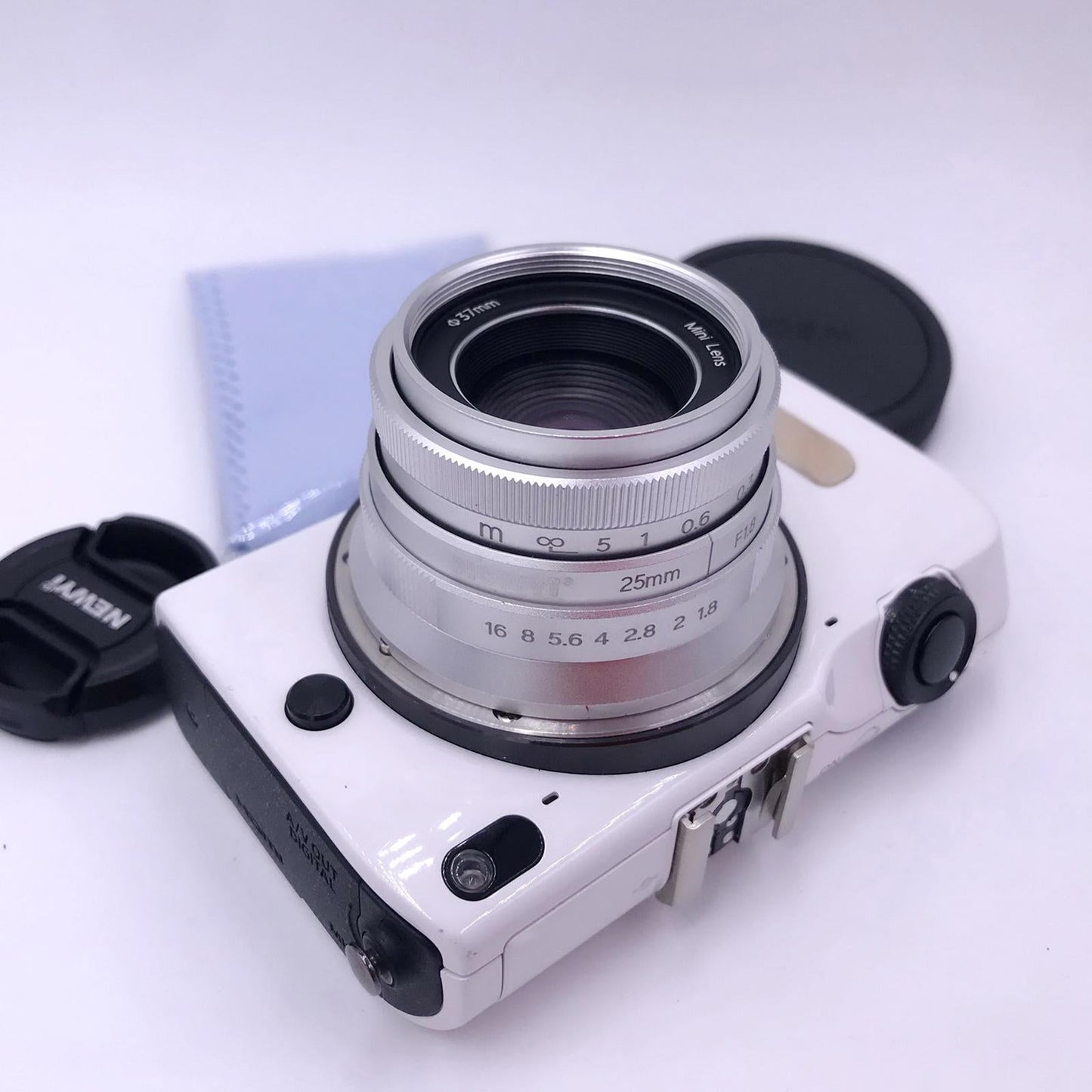 Prime Fixed Lens F/1.8 with Front Lens Cover for Micro Cameras EOS M