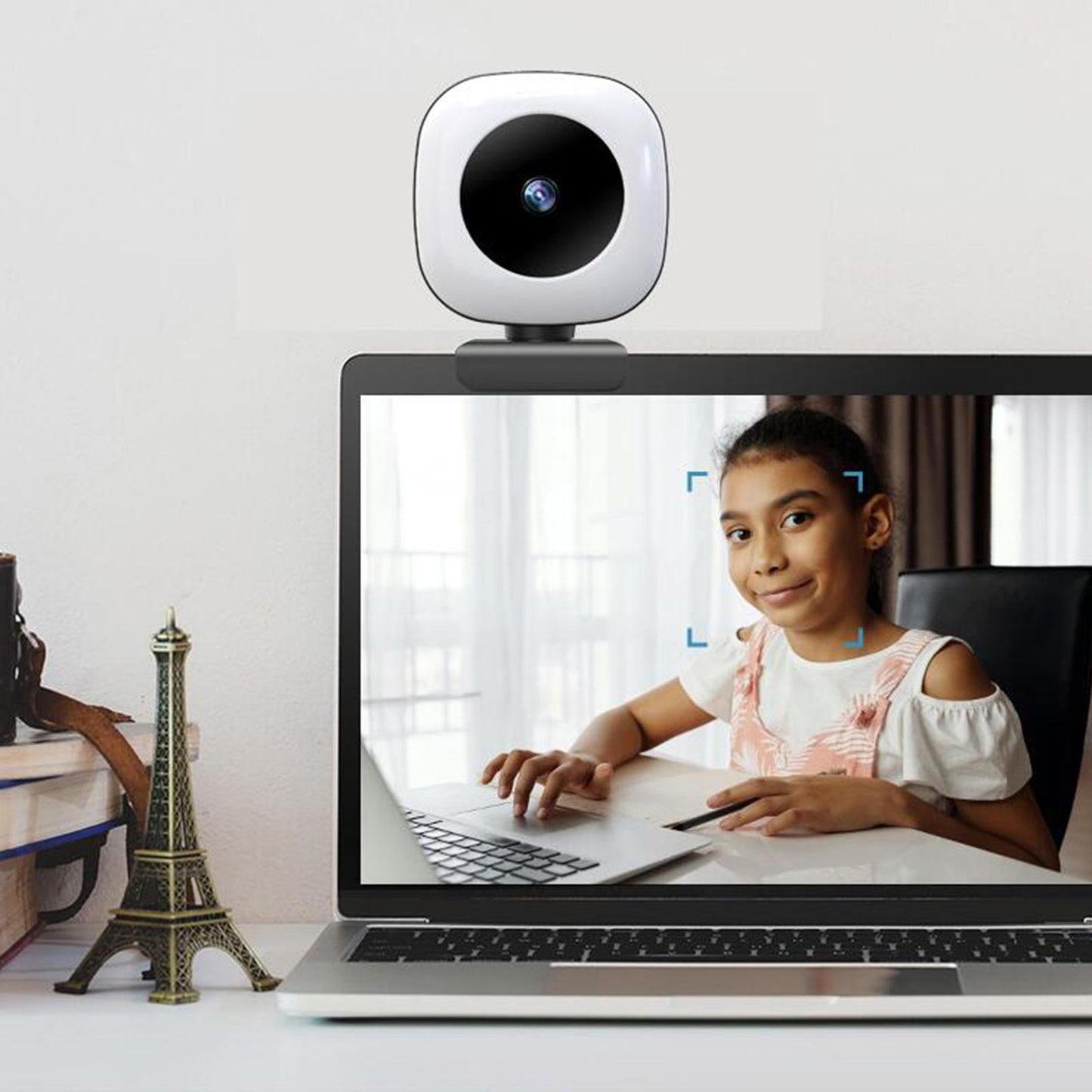 HD Webcam Adjustable Light Wide Angle for PC Laptop Gaming 95 Degree 2K