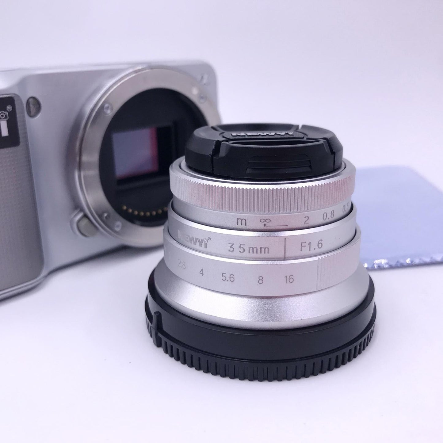 35mm F/1.6 Manual Focus Prime Lens for XA5 / XT10 for A6500 5100 NEX5