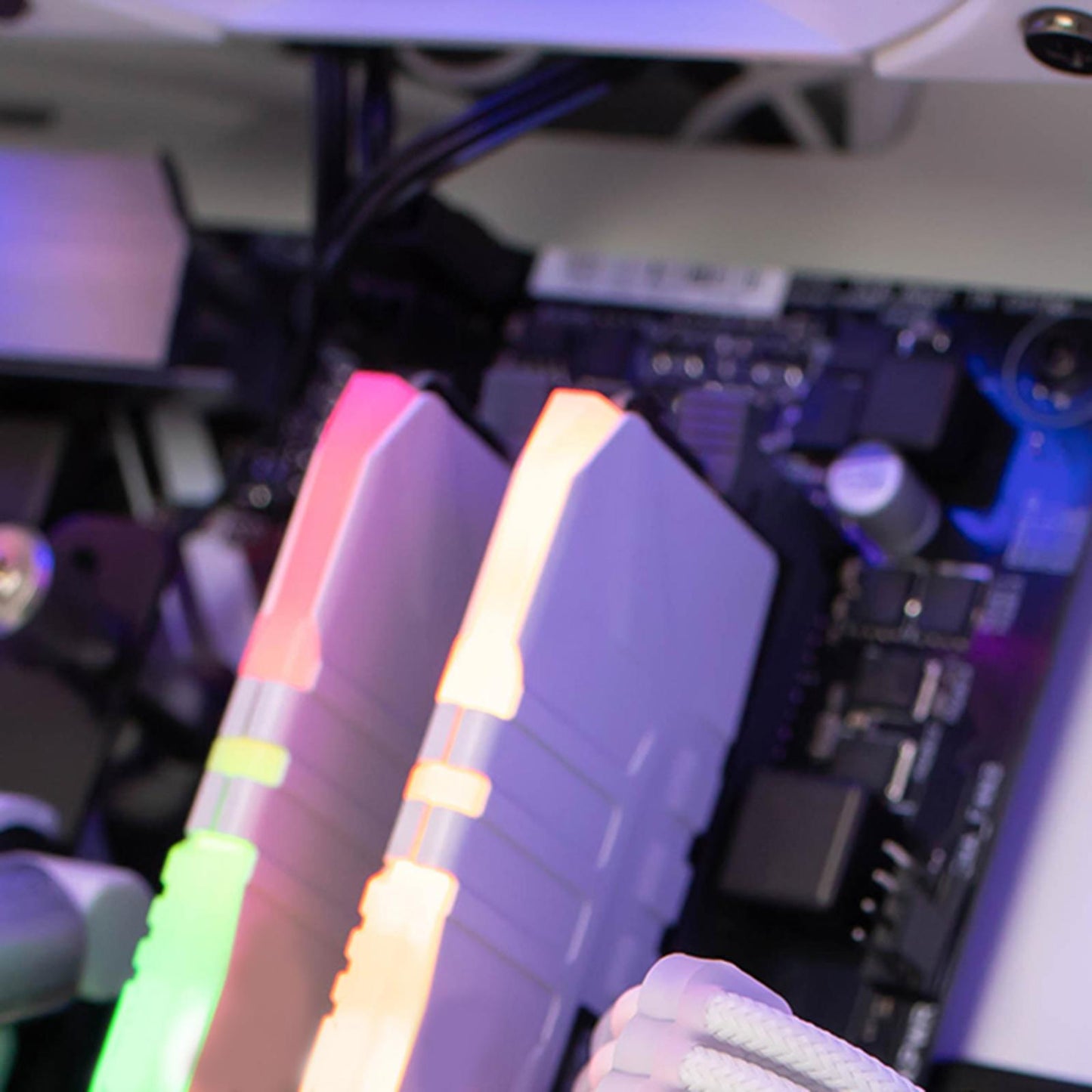 24 Pcs Cable Comb GPU 6 Pin 8 Pin Motherboard 24 Pin for 3.0 to 3.6mm Clip White