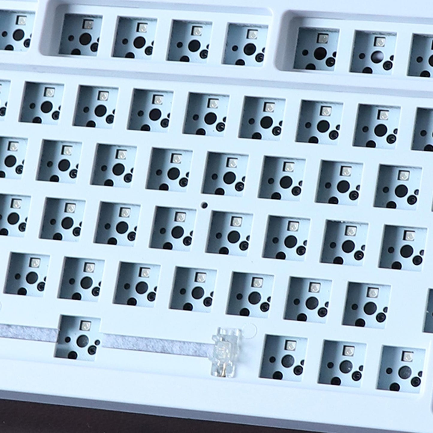 TESTER68 2-Mode Wireless BT5.0 and 2.4G Mechanical Keyboard Kit Option 1