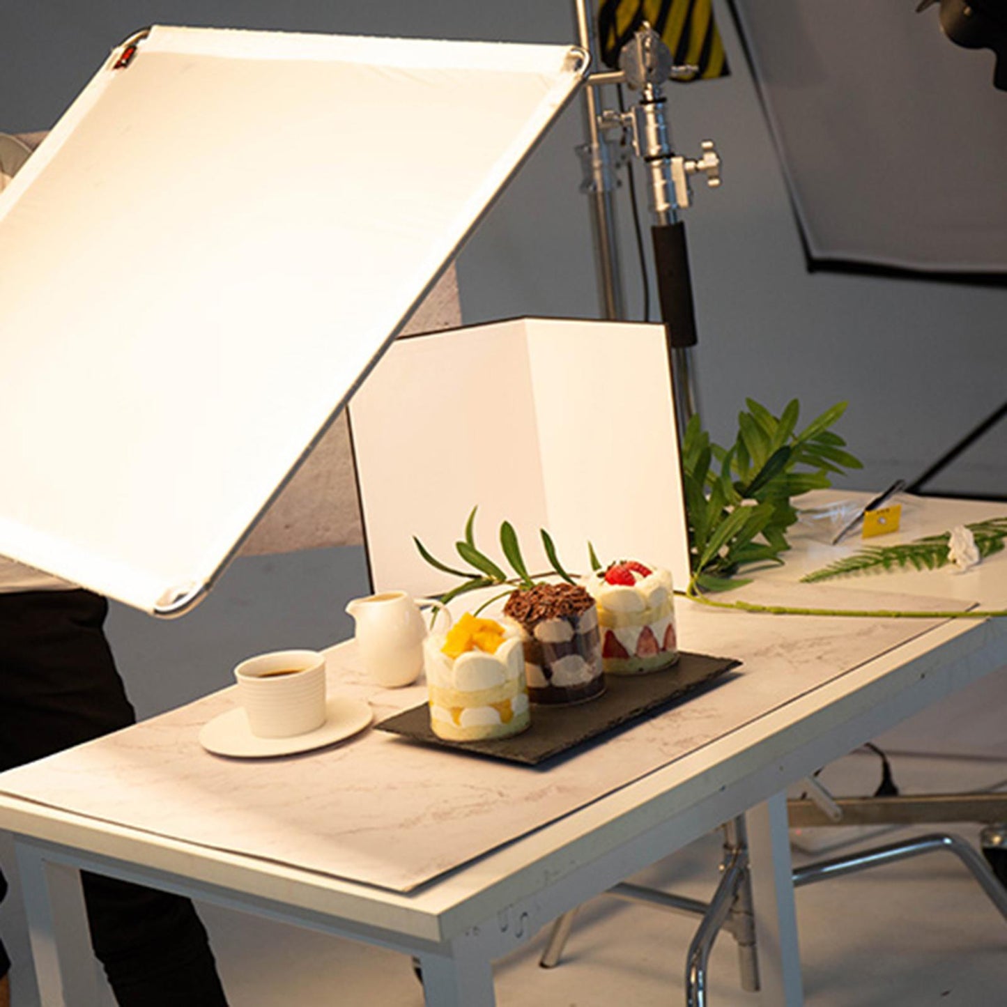 A3 Camera Photography Cardboard Folding Reflective Paper for Absorb Light black white silver