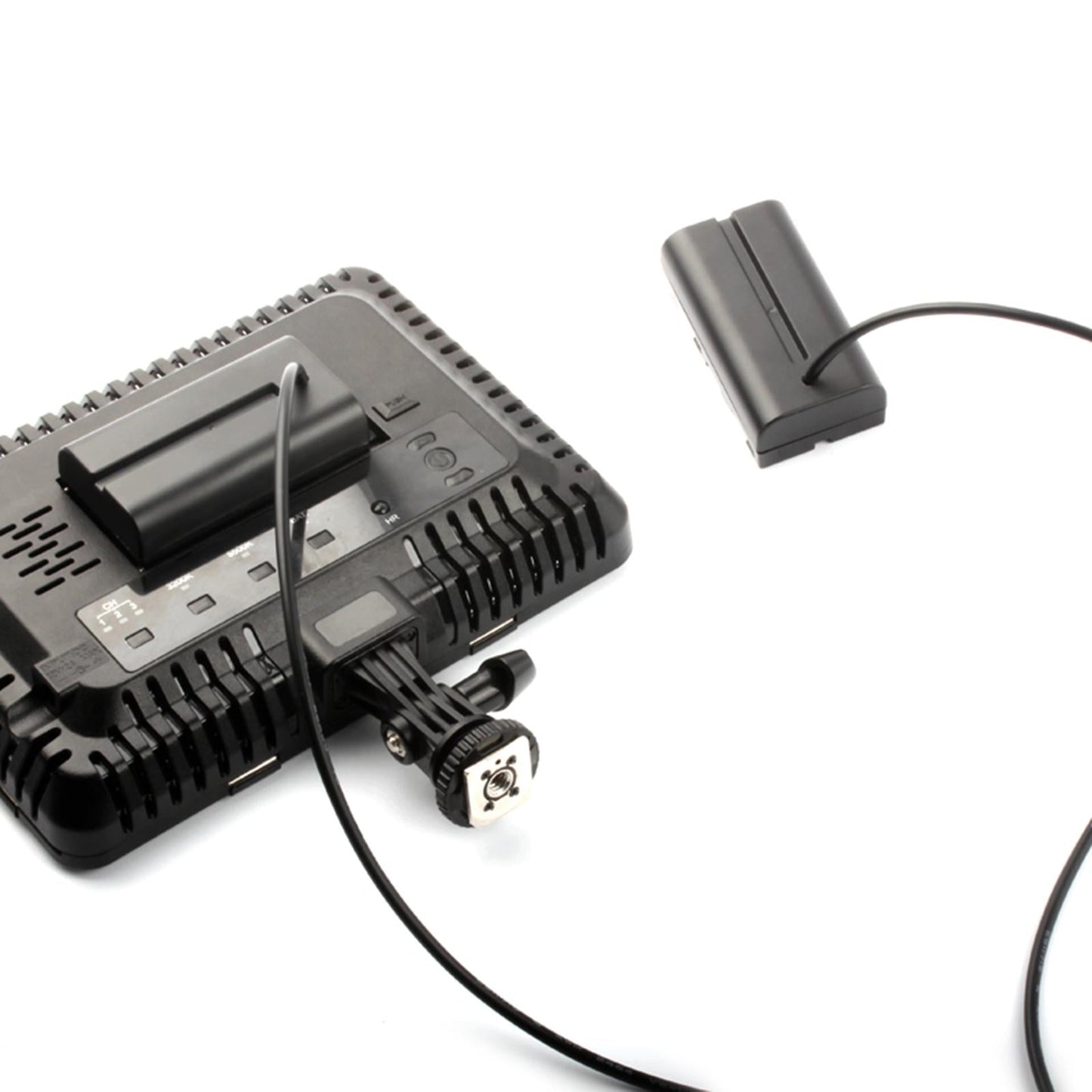 D-Tap to Dual Np-F550 Dummy Battery Coupler for Camera Monitor LED Lamps