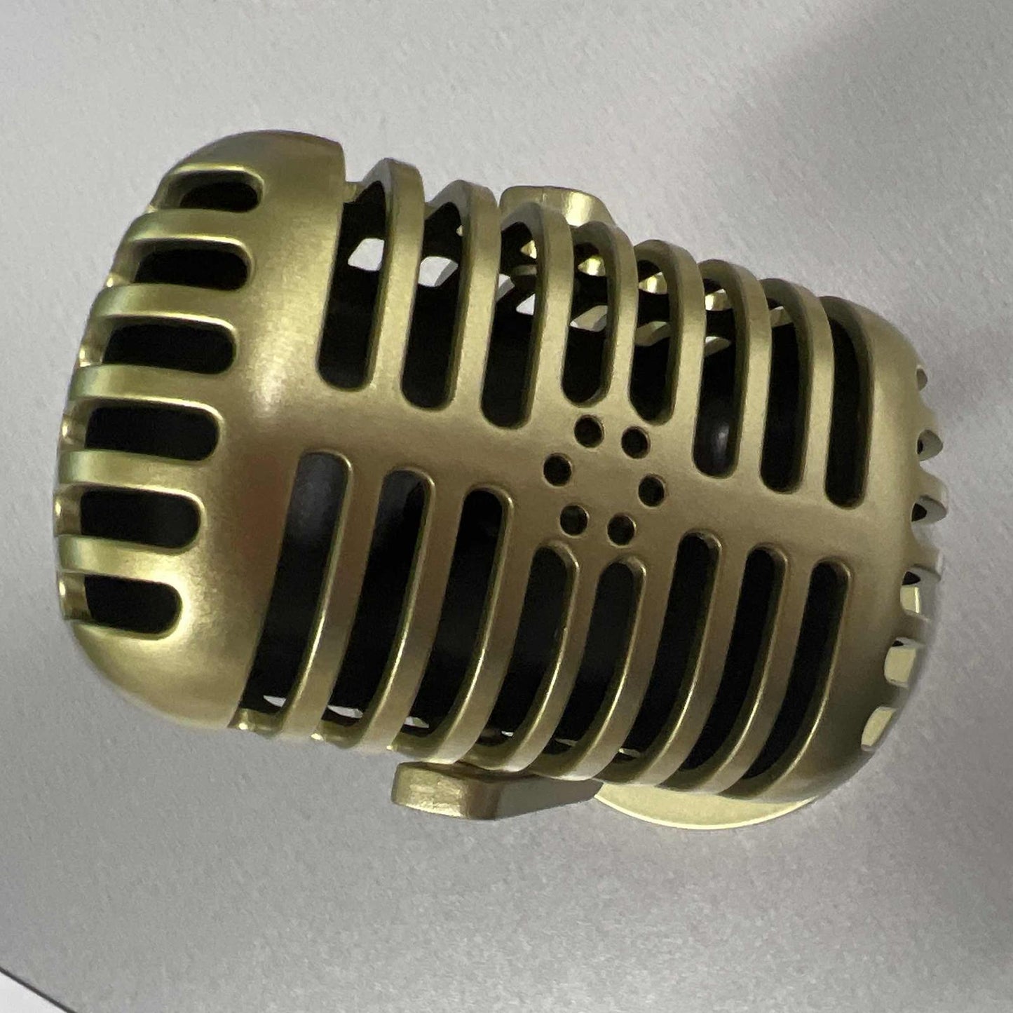 Classic Retro Vintage Style Microphone Prop Photography Props Old Mic Golden