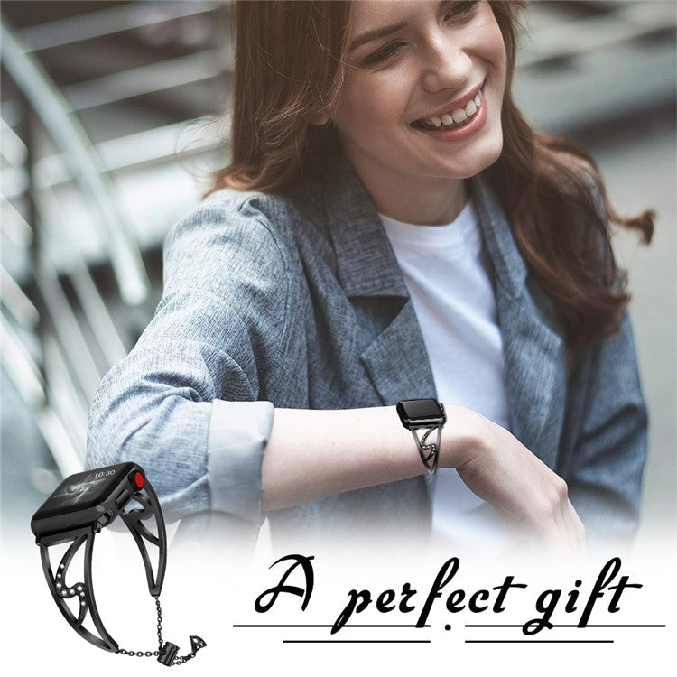 S Shape Rhinestone Decor Steel Watchband Bracelet for Apple Watch Series 10 46mm / Ultra 2 Ultra 49mm / 9 8 7 45mm / SE (2023) SE (2022) SE 6 5 4 44mm / 3 2 1 42mm - Black