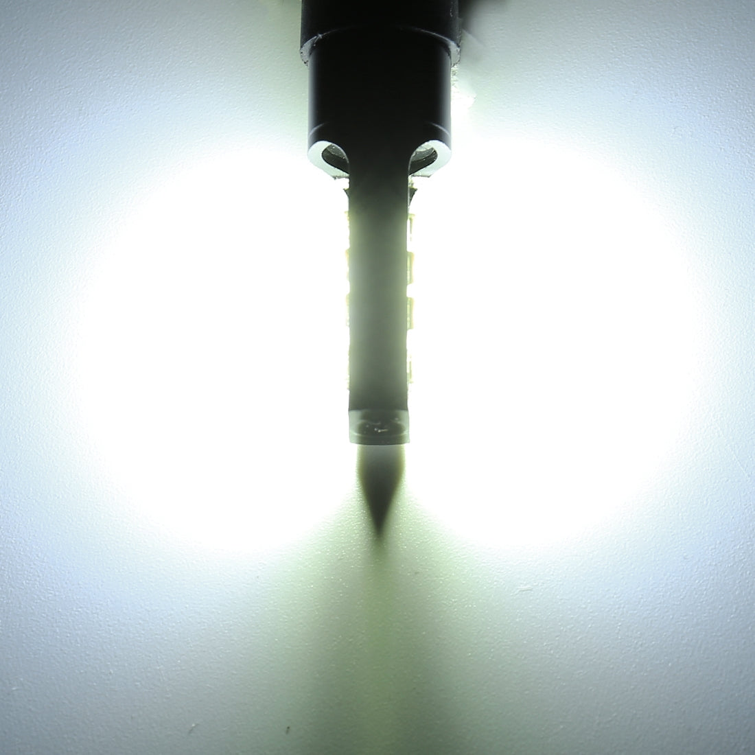 2 PCS H4 DC9-16V / 3.5W(H) 1.1W(L) / 6000K / 320LM Car Auto Fog Light 12LEDs SMD-ZH3030 Lamps, with Constant Current (White Light)