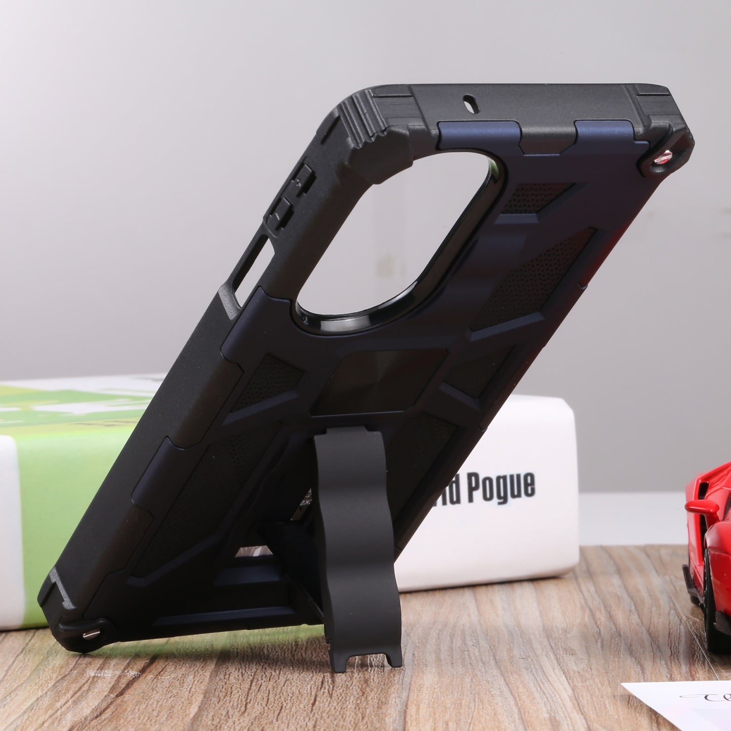 For Motorola Edge 30 Pro Shockproof TPU + PC Magnetic Protective Phone Case with Holder(Blue)