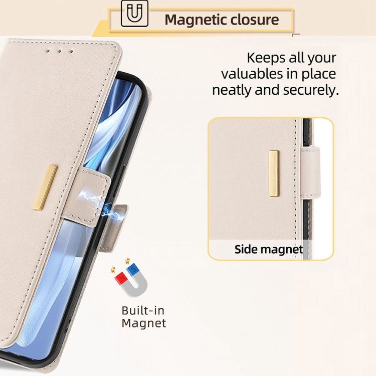 For Honor Magic6 Pro Crossbody Chain Leather Phone Case(White)