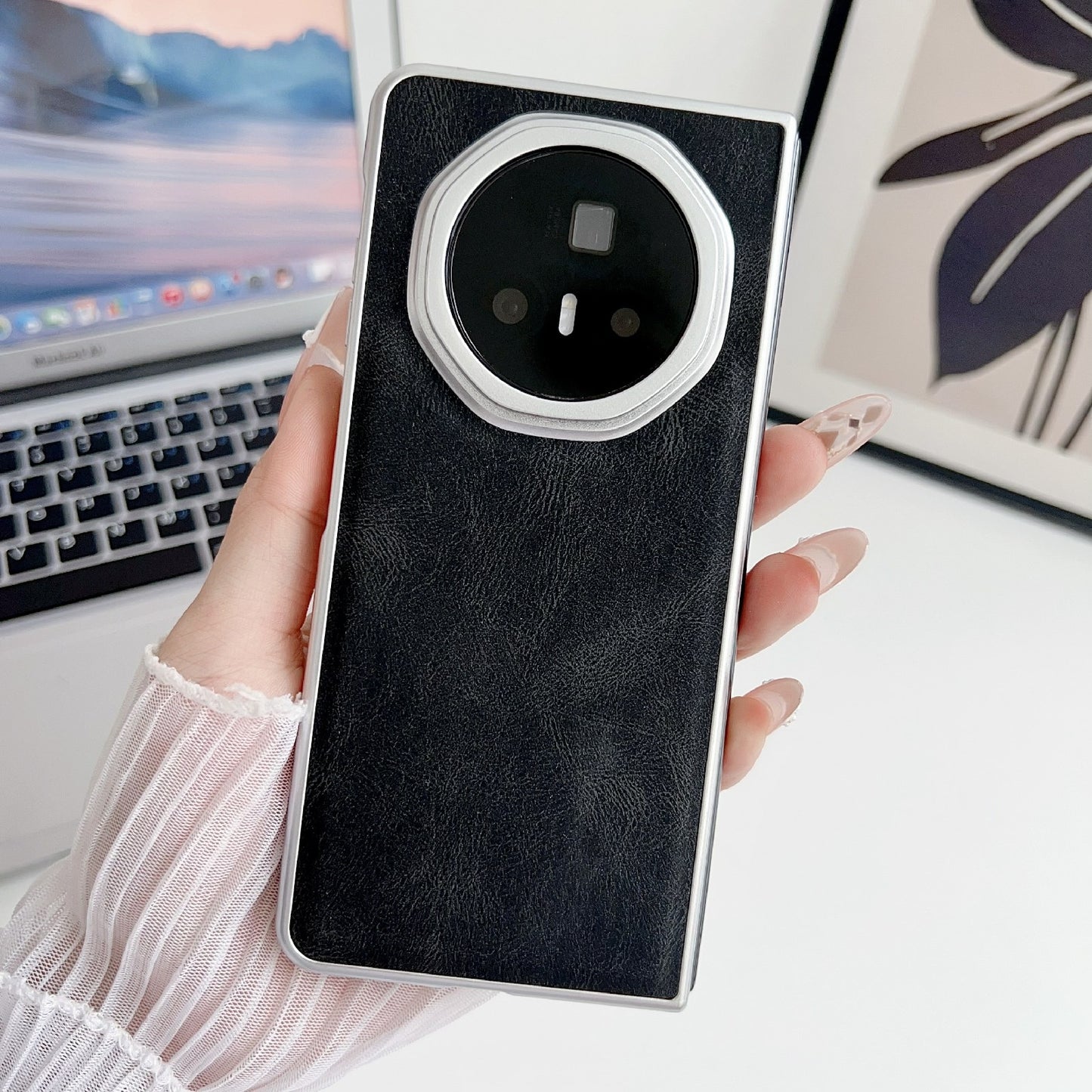 For Honor Magic V3 Metallic Paint Skin Feel Leather Phone Case(Black)