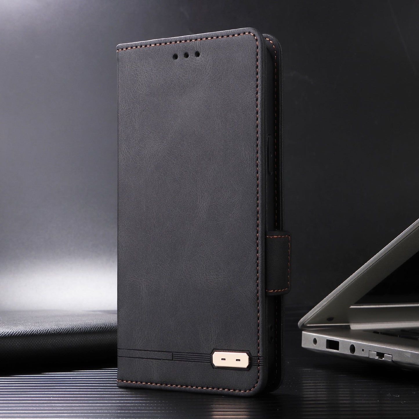 For iPhone 16e Magnetic Clasp Leather Phone Case(Black)