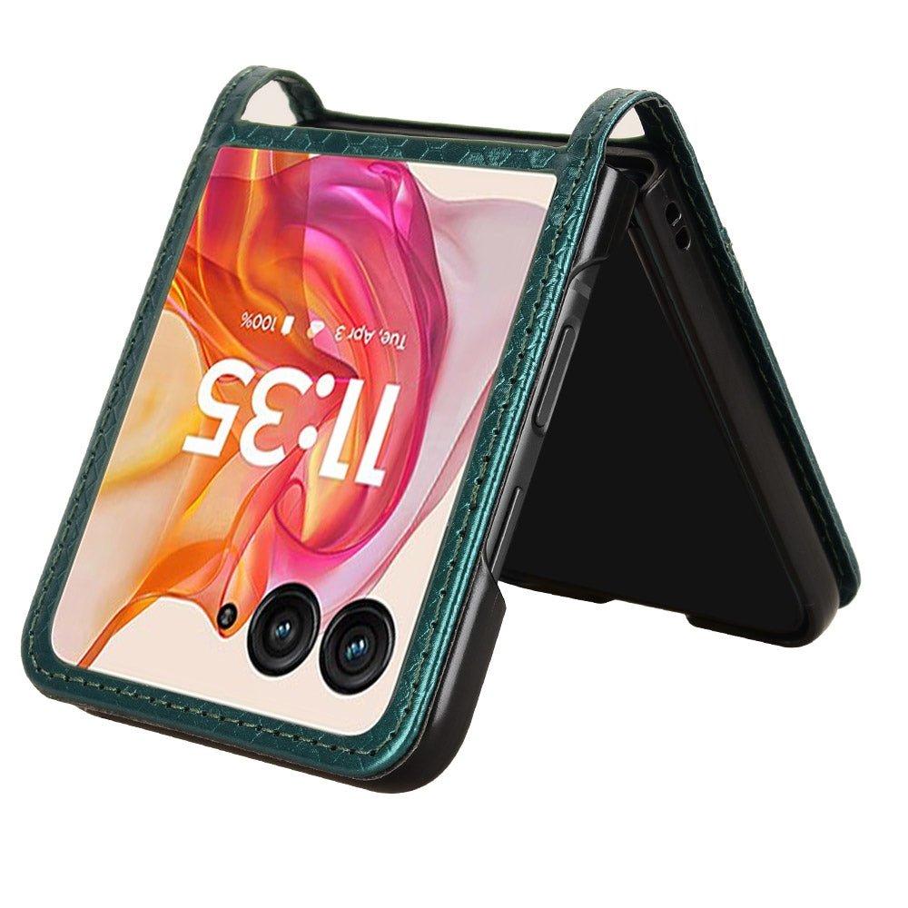 For Motorola Razr 50 Ultra Honeycomb Dot Texture Card Slot Leather Phone Case(Green)
