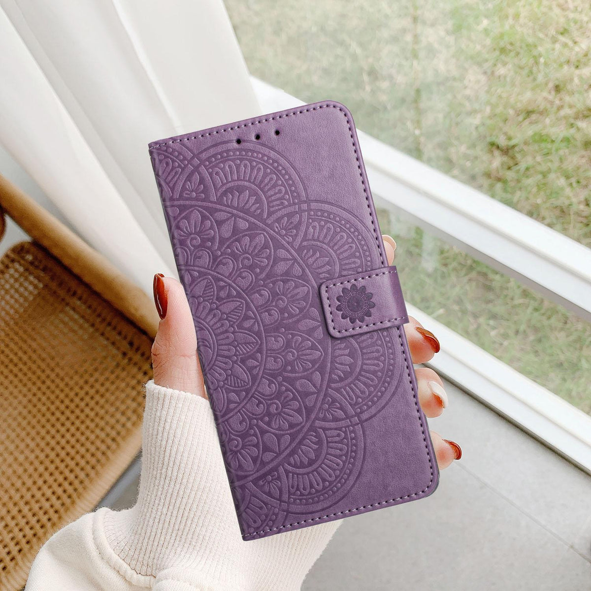 Compatible with iPhone 18 Pro Max Flower Embossed Leather Phone Case - Purple