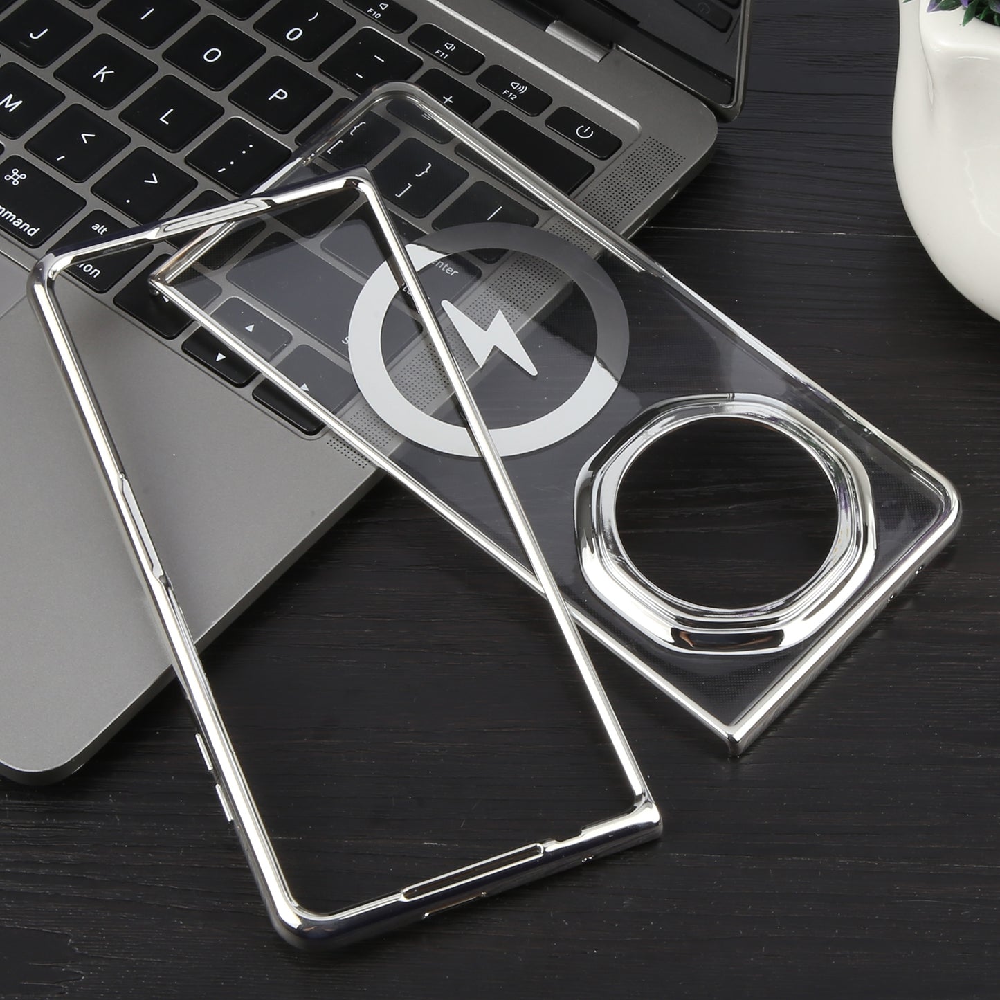 For Honor Magic V3 6D Glossy Electroplated PC MagSafe Phone Case(Galaxy Silver)