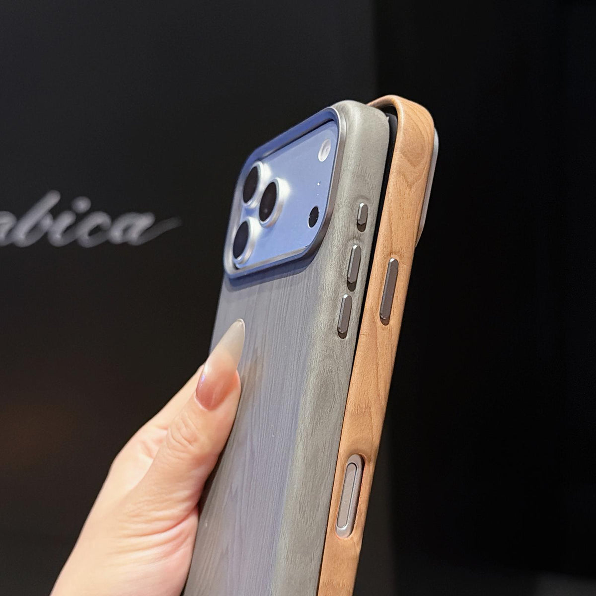 Compatible with iPhone 18 Pro & 17 Pro Wood Grain Full Coverage Magnetic Phone Case - Brown