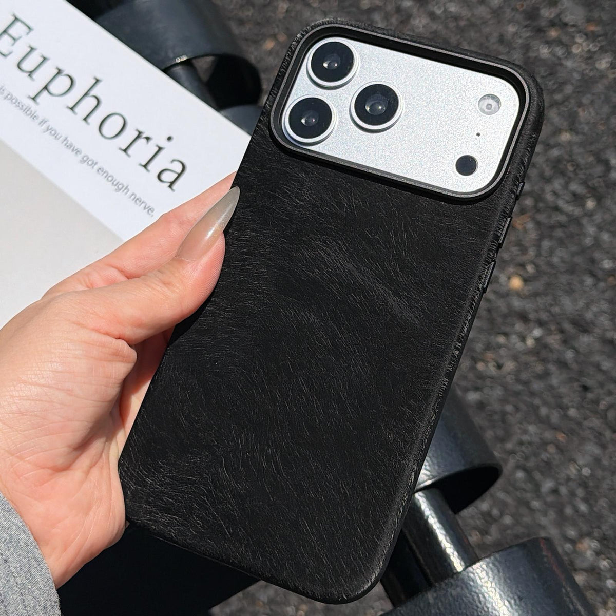 Compatible with iPhone 18 Pro & 17 Pro Horsehair Pattern Magnetic Full Coverage TPU Phone Case - Black