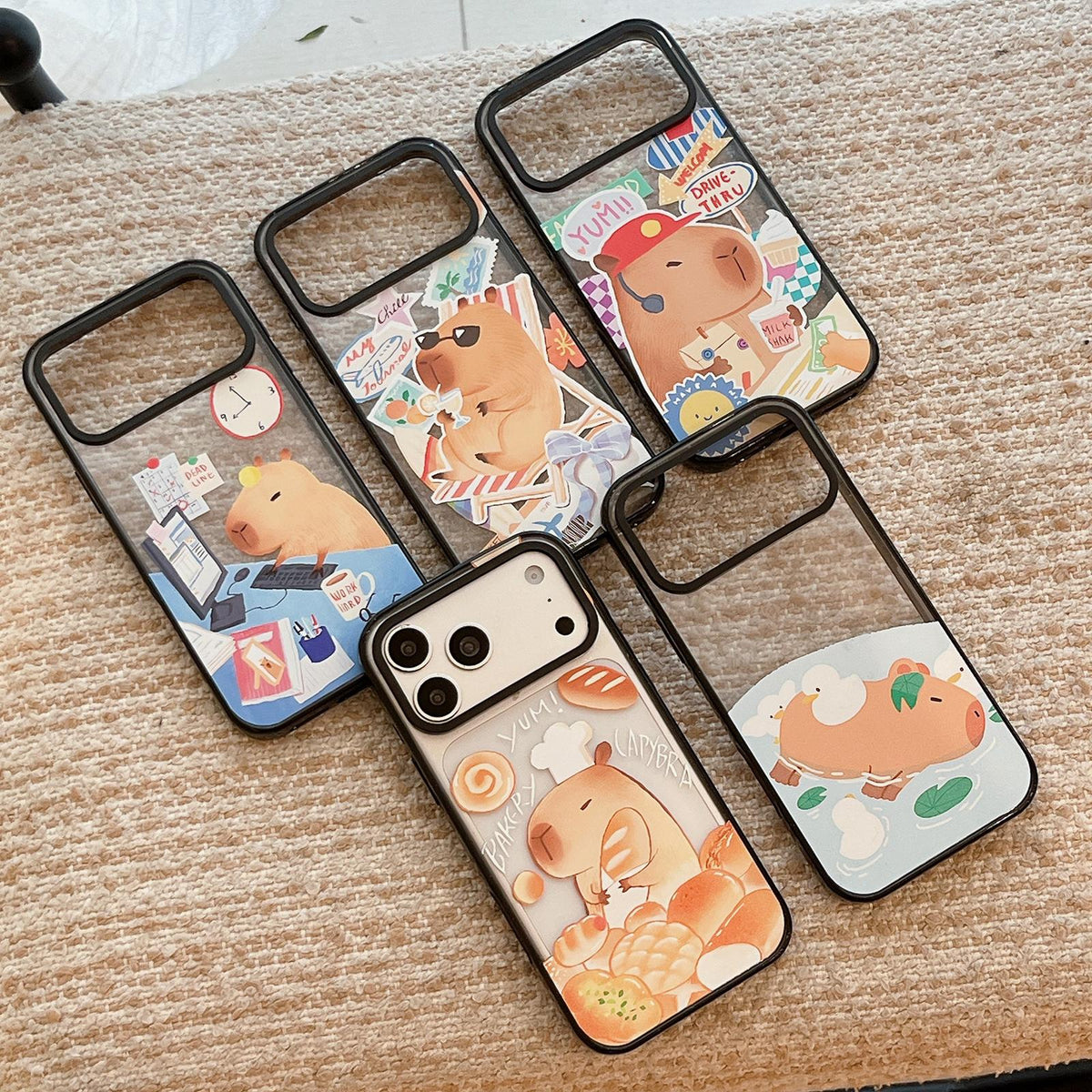 Compatible with iPhone 18 Pro & 17 Pro Cute Capybara Cartoon Print Acrylic TPU Phone Case - Baking Bread Capybara