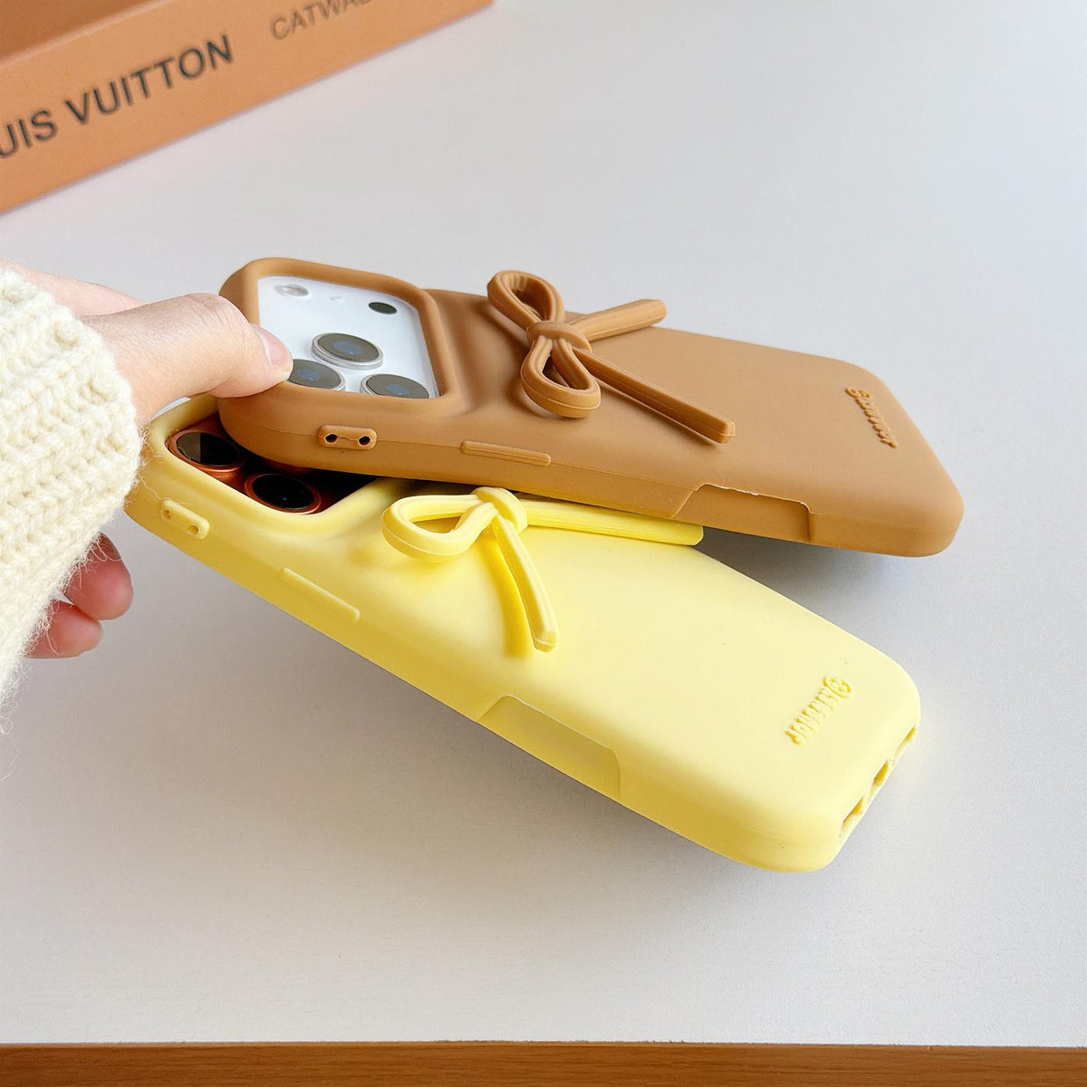 Compatible with iPhone 18 Pro Max & 17 Pro Max Bow TPU Dual-Layer PC Bulge Phone Case - Yellow