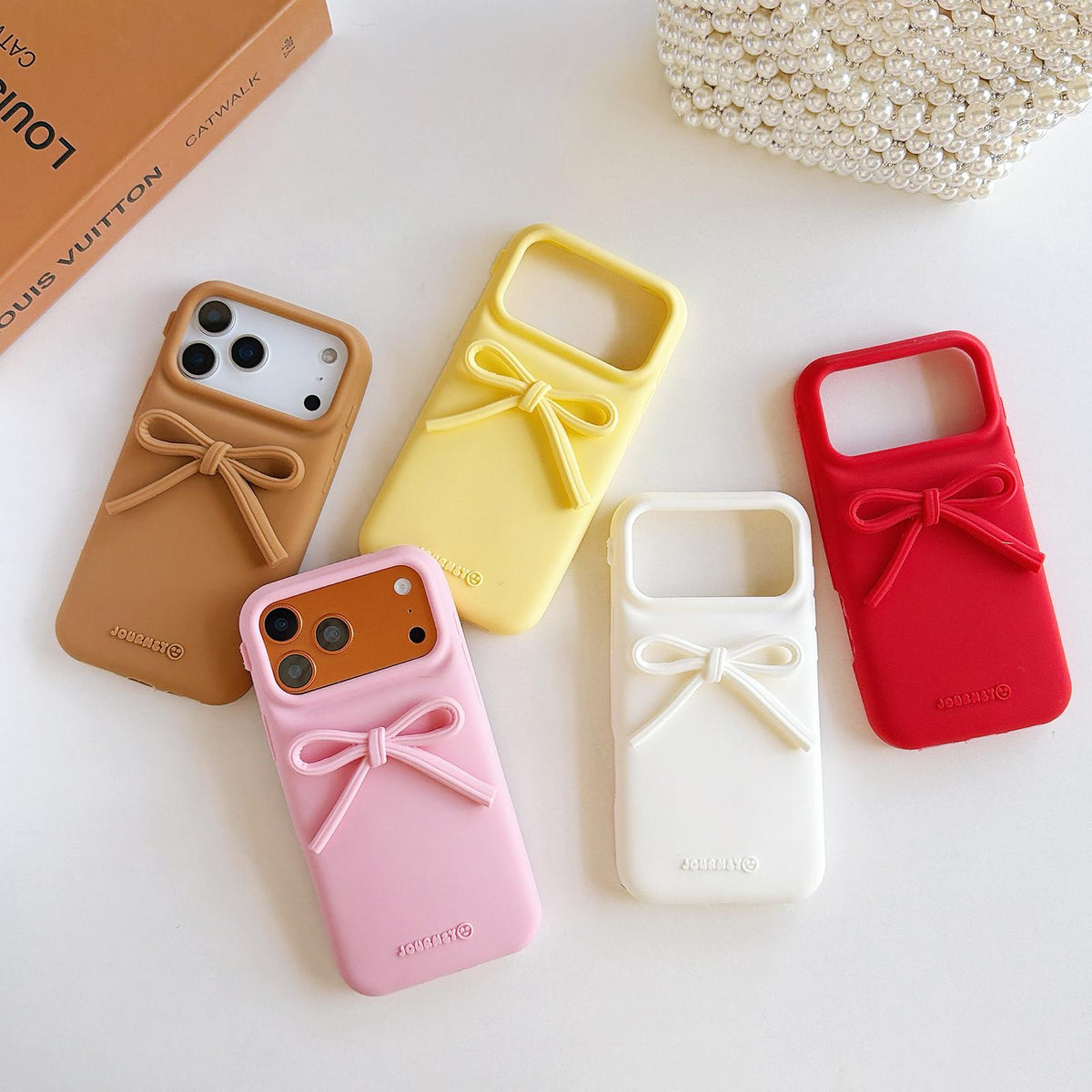 Compatible with iPhone 18 Pro Max & 17 Pro Max Bow TPU Dual-Layer PC Bulge Phone Case - Yellow